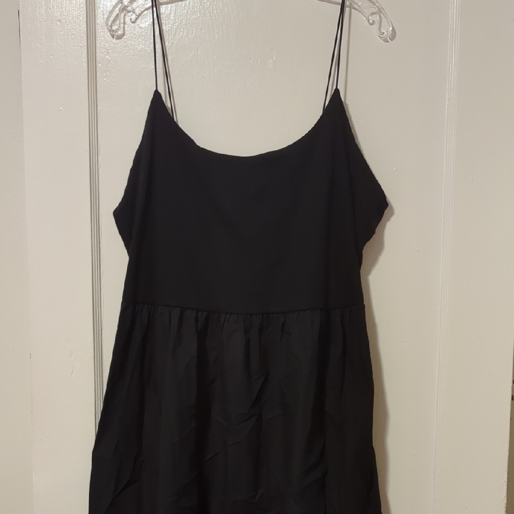 Elegant Black Spaghetti Strap Dress